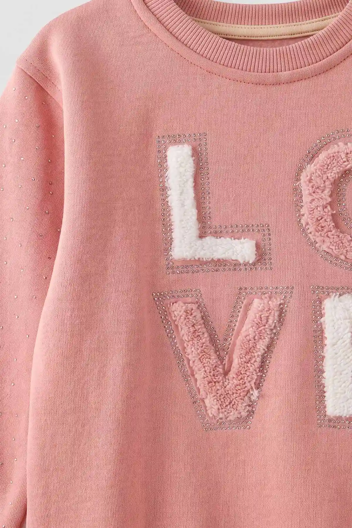 Somon (2-12 Yaş) Love Nakışlı Taşlı  İçi Şardonlu Kız Çocuk Sweatshirt 483276
