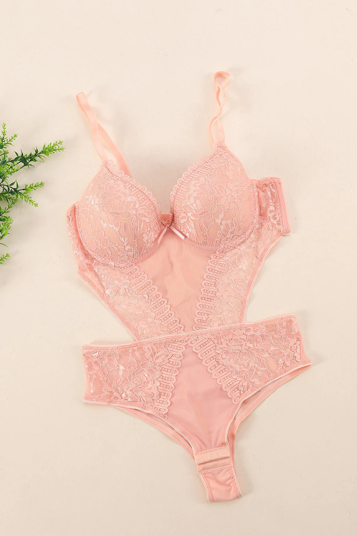 Somon Dantel İşlemeli Desteksiz Bodysuit 380095