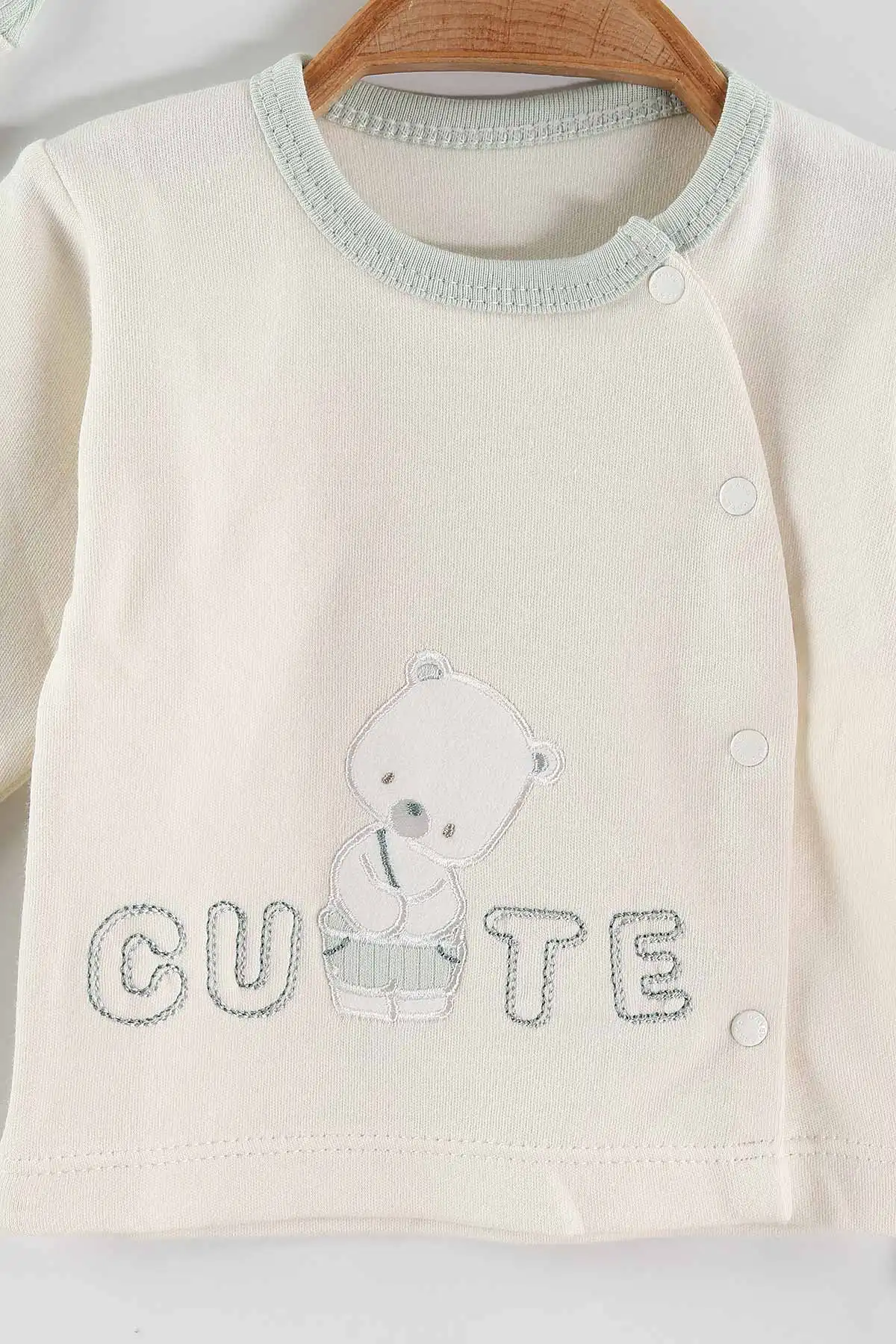 Su Yeşili (0-3 Ay) Cute Ayıcık Nakışlı   10 Parça Kutulu Yeni Doğan Erkek Bebek Zıbın Seti 443601