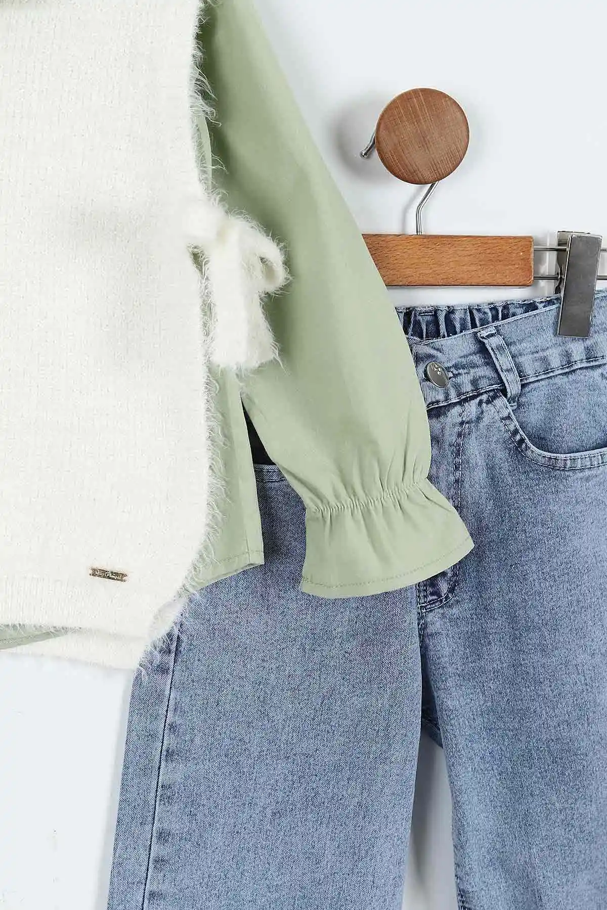 Su Yeşili (1-9 Yaş) Bebe Yaka Gömlekli Sakallı  Süveterli  ve Kot  Pantolonlu  Kız Çocuk 3'lü Takım 410348
