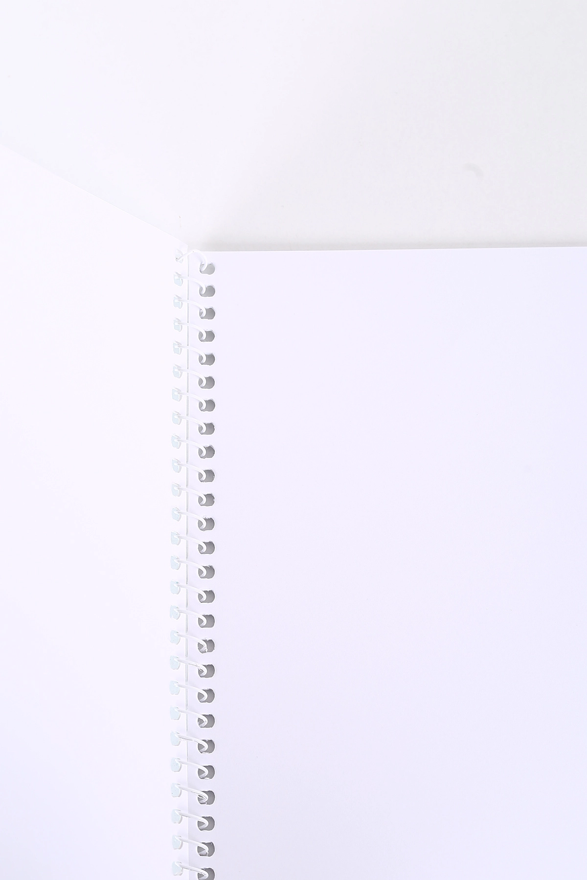 Su Yeşili 22x35 Cm 15 Yaprak Karakterli Resim Defteri 393004