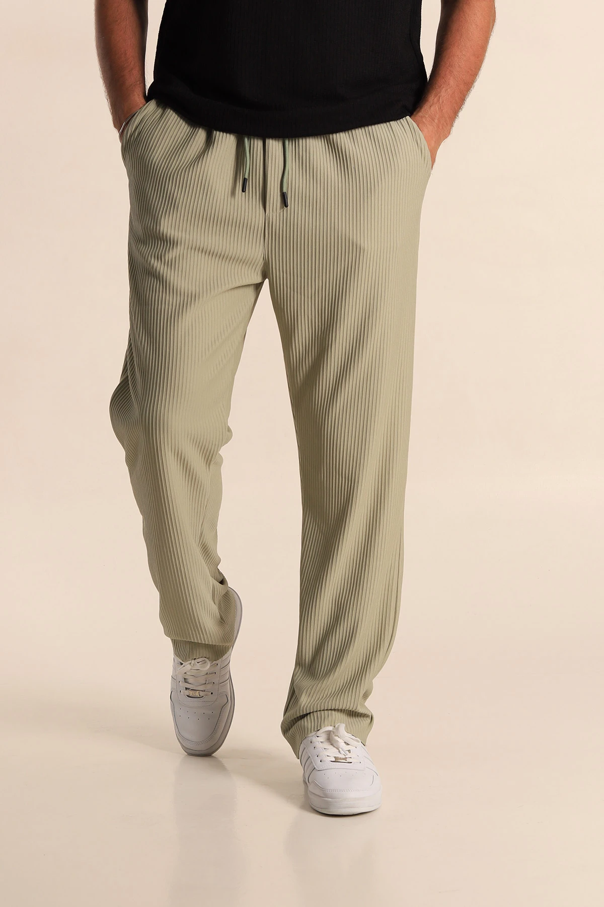 Su Yeşili Baggy Fit Bel Bağlamalı Kesik Paça Erkek Jogger Pantolon 280075