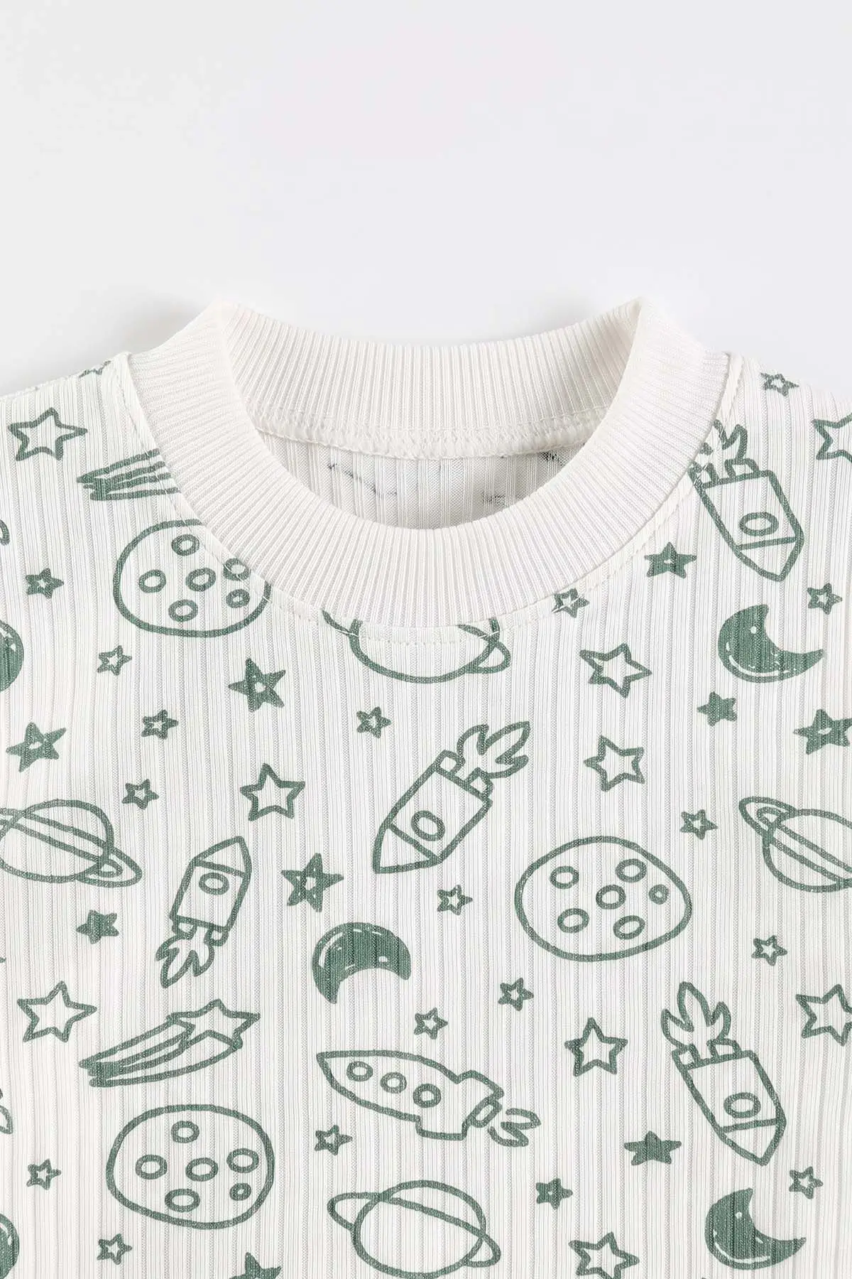 Su Yeşili Beyaz (1-3 Yaş) Uzay Desenli Raporlu Çocuk Pijama Takım 477271