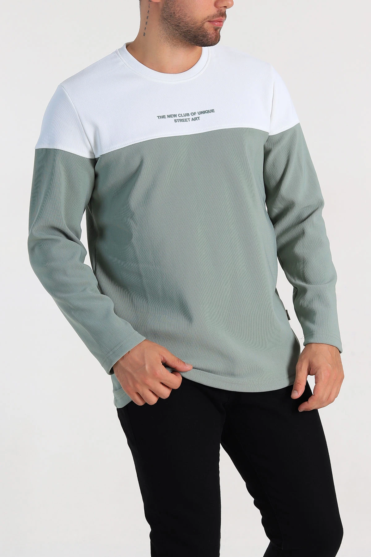 Su Yeşili Beyaz Regular Fit Kabartma Baskılı Erkek Sweatshirt 305868