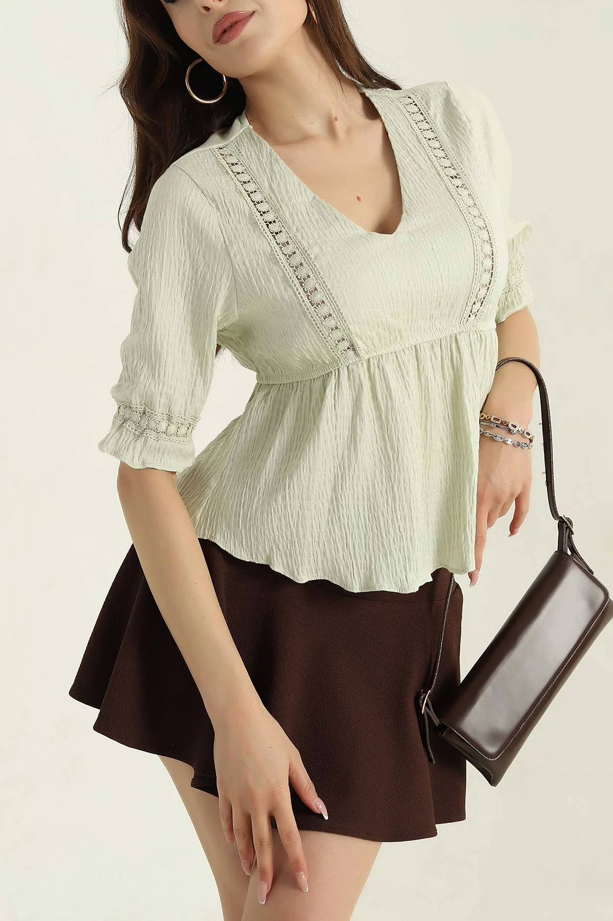 Su Yeşili Dantelli Gofre Kadın Bluz 373828