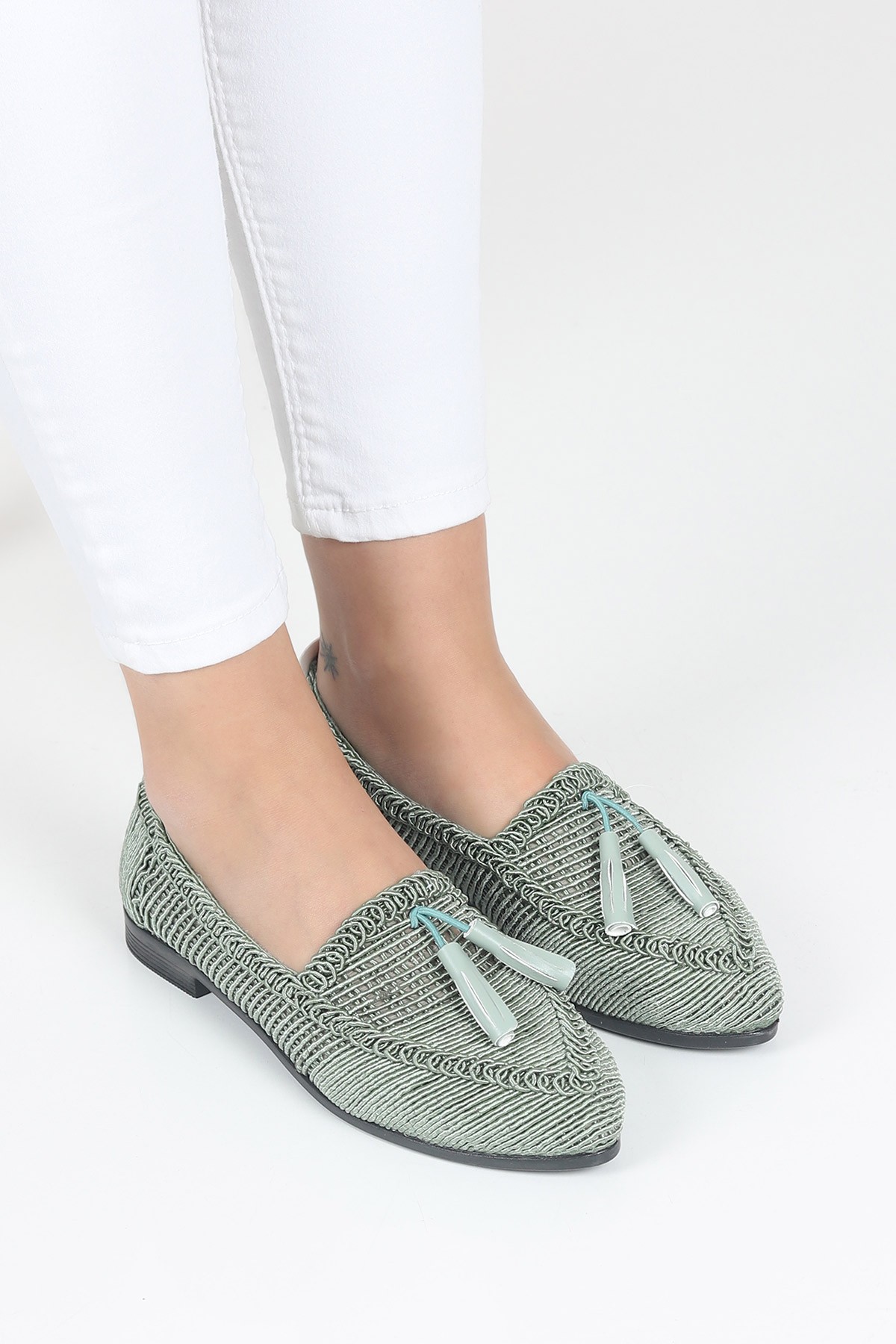Su Yeşili Hasır Örgü Püskül Detay Babet 117605