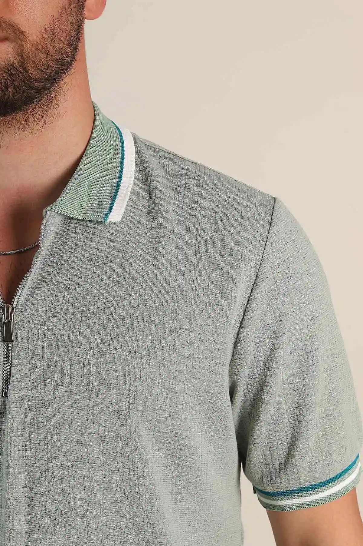 Su Yeşili Regular Fit Dokulu Fermuarlı Polo Yaka Erkek Triko Tişört 370058