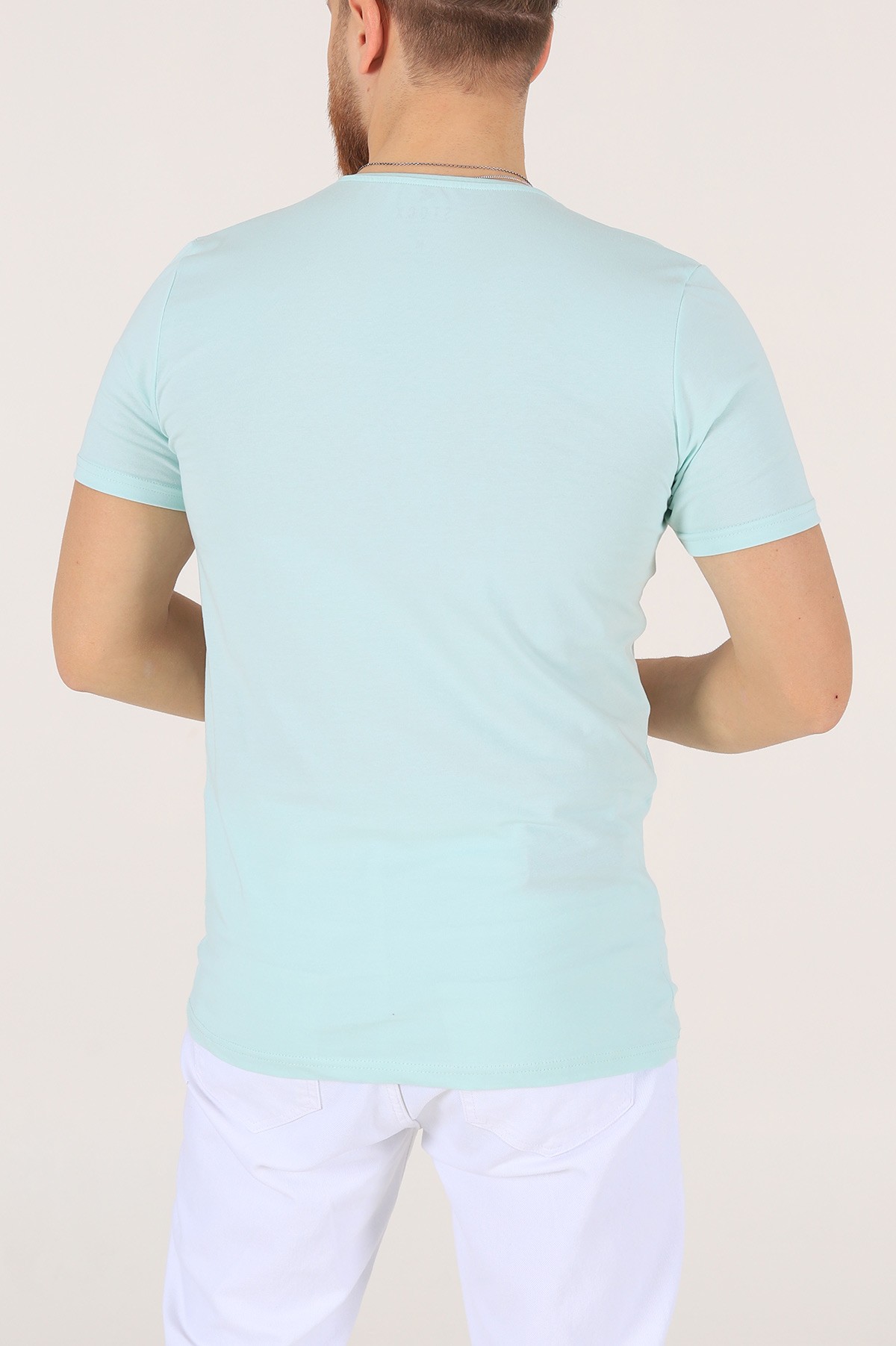 Su Yeşili V Yaka Basic Erkek Tişört 172979