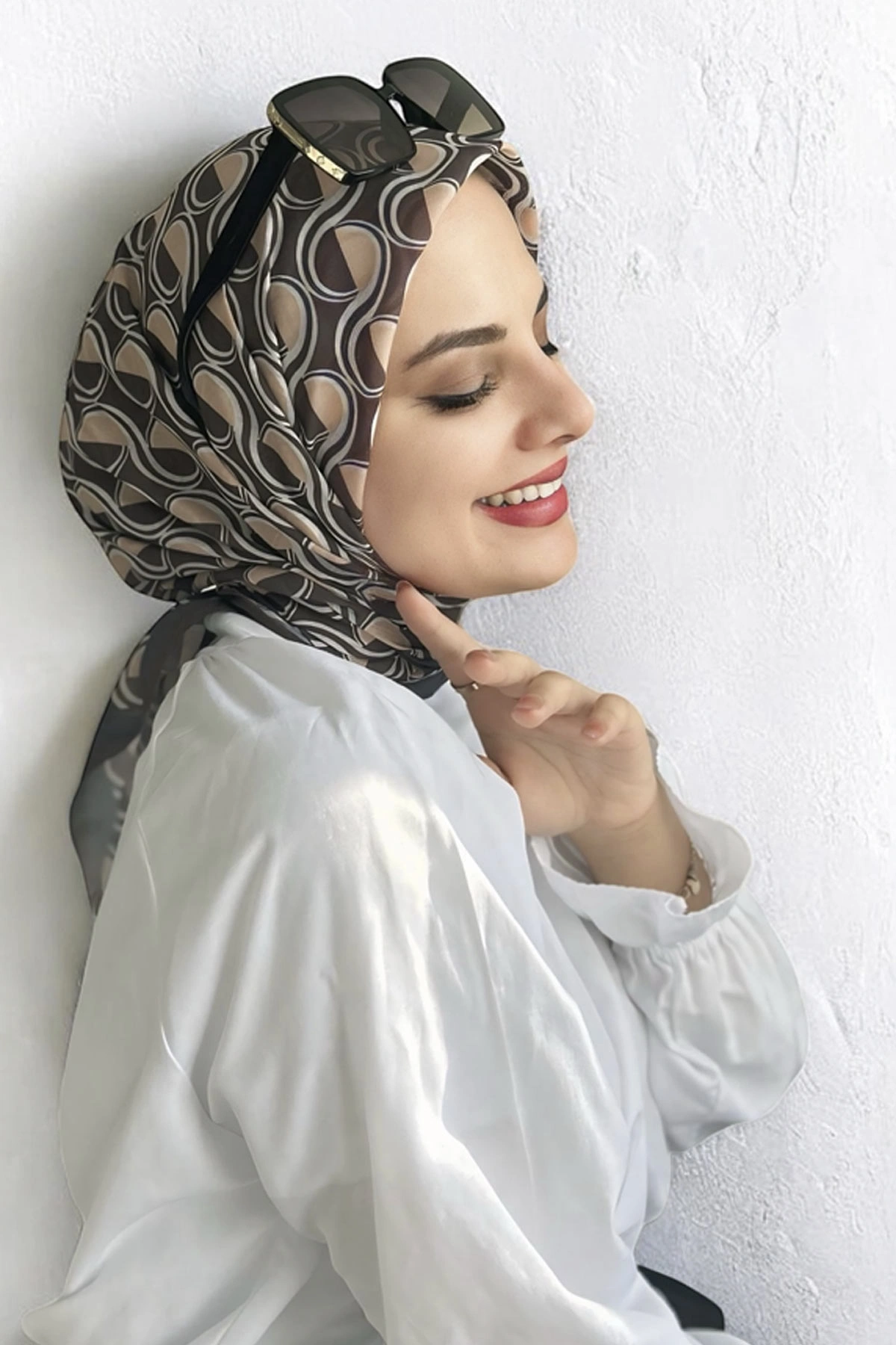 Sütlü Kahve 90x90 Cm Dijital Baskı Ay Işığı Desenli Pamuk Eşarp 372968