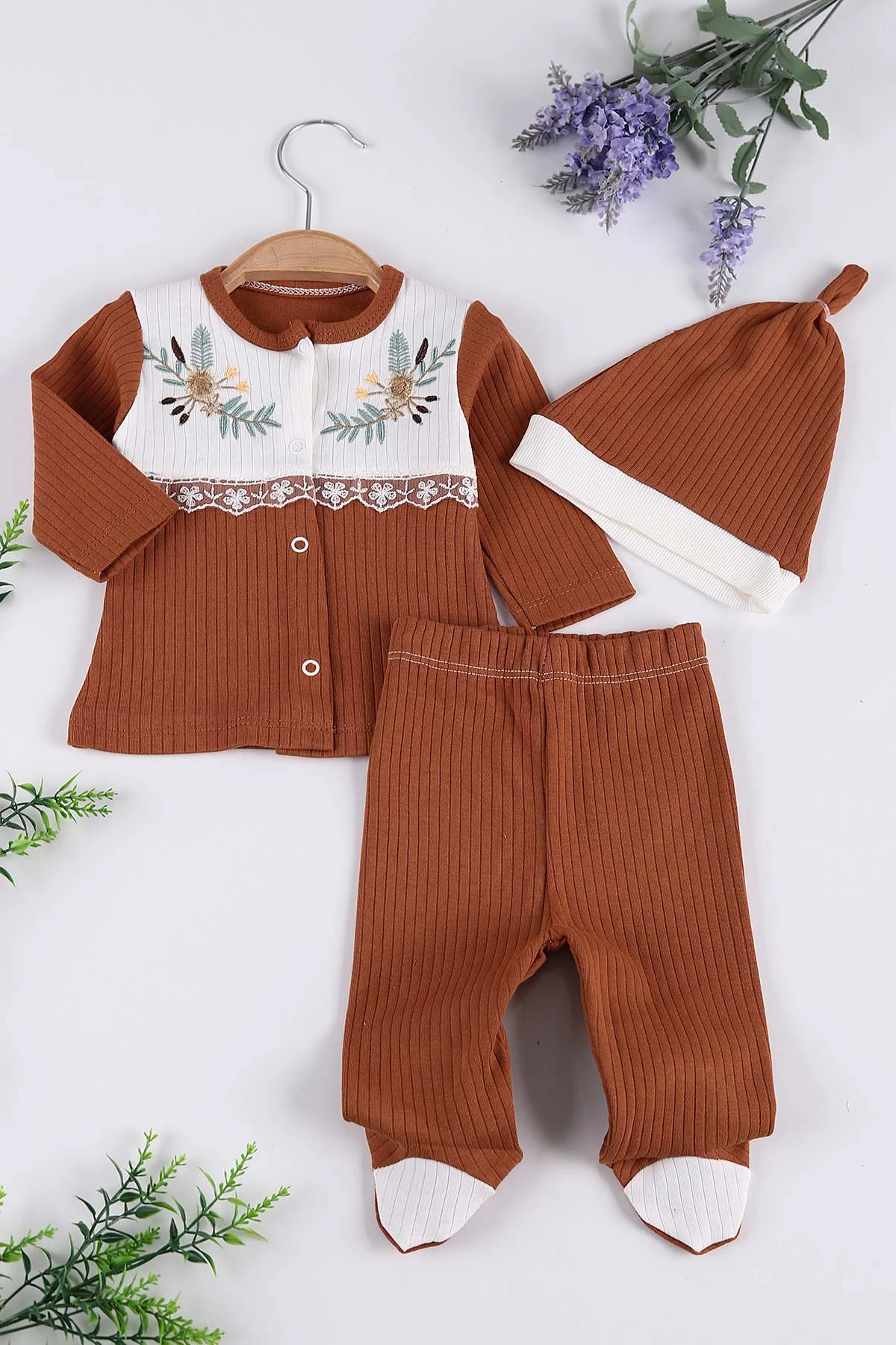 Taba (0-3 Ay) Çiçek Nakışlı Dantel Detay Kız Bebe Takım 237232
