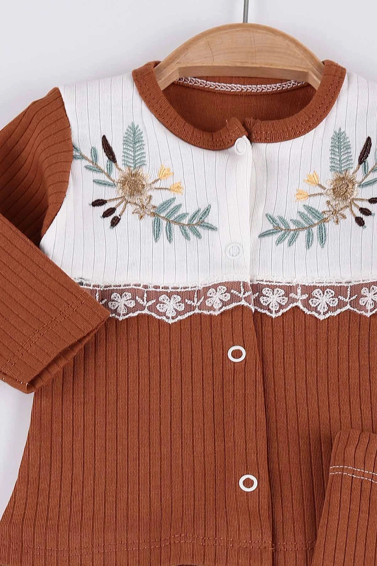 Taba (0-3 Ay) Çiçek Nakışlı Dantel Detay Kız Bebe Takım 237232