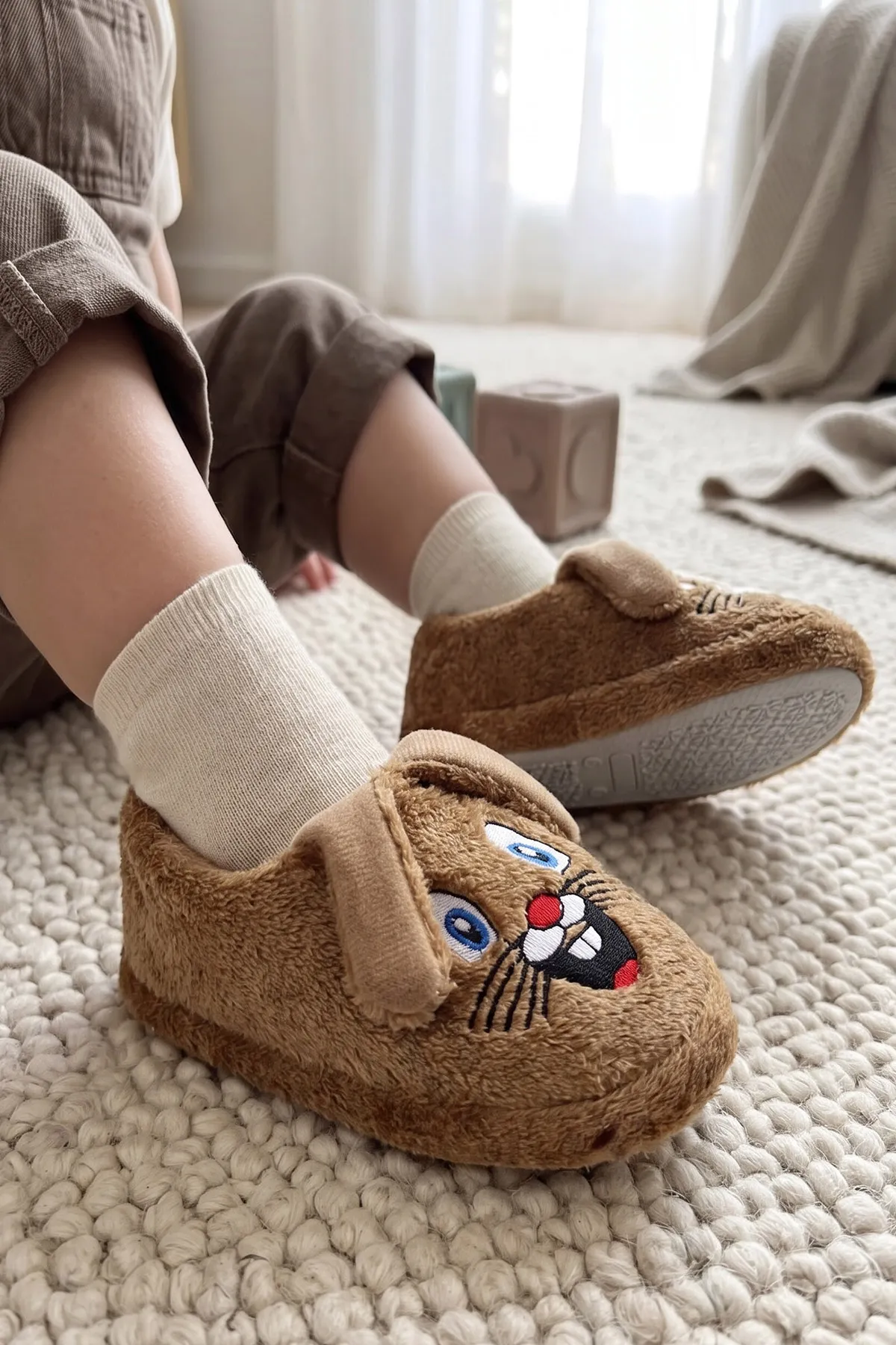 Taba ( 25 - 30 ) Peluş Figürlü Erkek Çocuk Panduf 488258