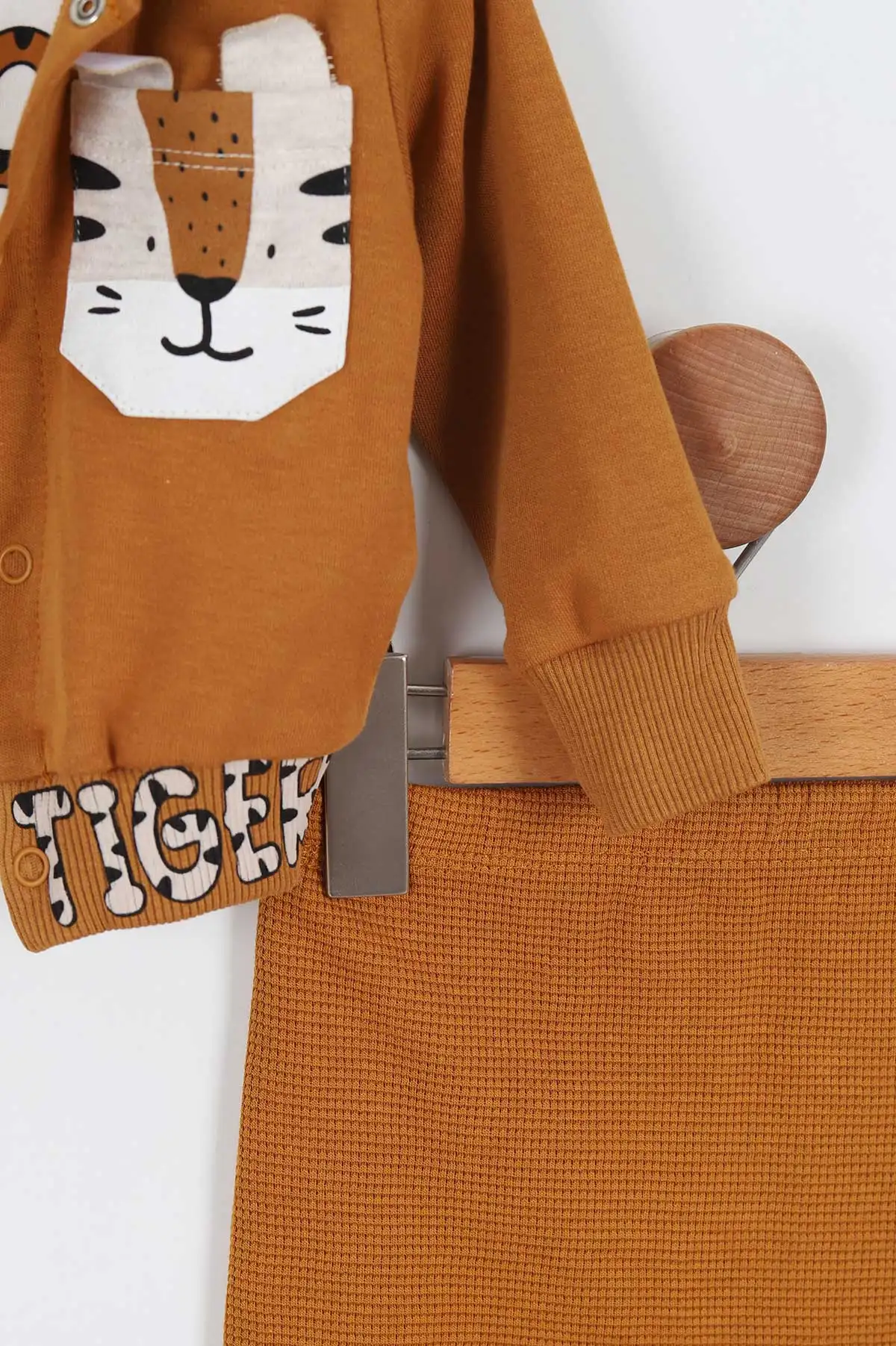 Taba (3-12 Ay) Tiger Baskılı Kapüşonlu İnterlok Erkek Bebek 3'lü Takım 335773