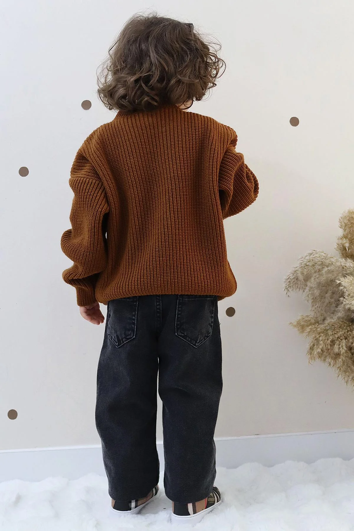 Taba (4-12 Yaş)Triko Örme Kazak Kot Pantolonlu Erkek Çocuk Takım 431677
