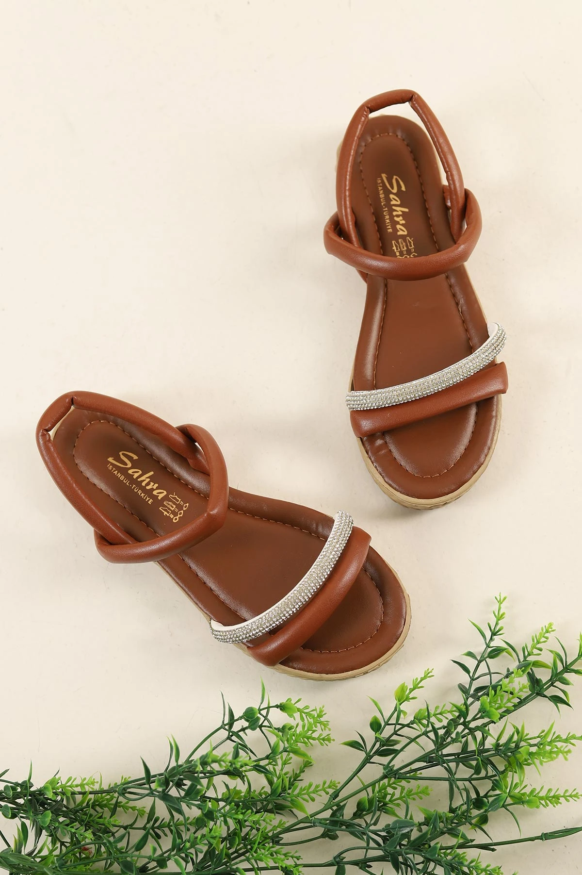 Taba Pırlanta Taş Bantlı Sandalet 246984