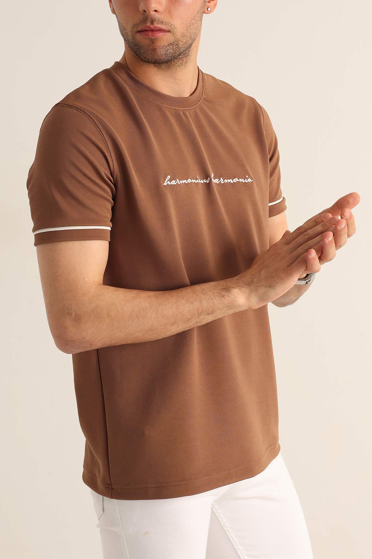 Taba Regular Fit Dokulu Nakışlı Yazı Detay Erkek Tişört 182157
