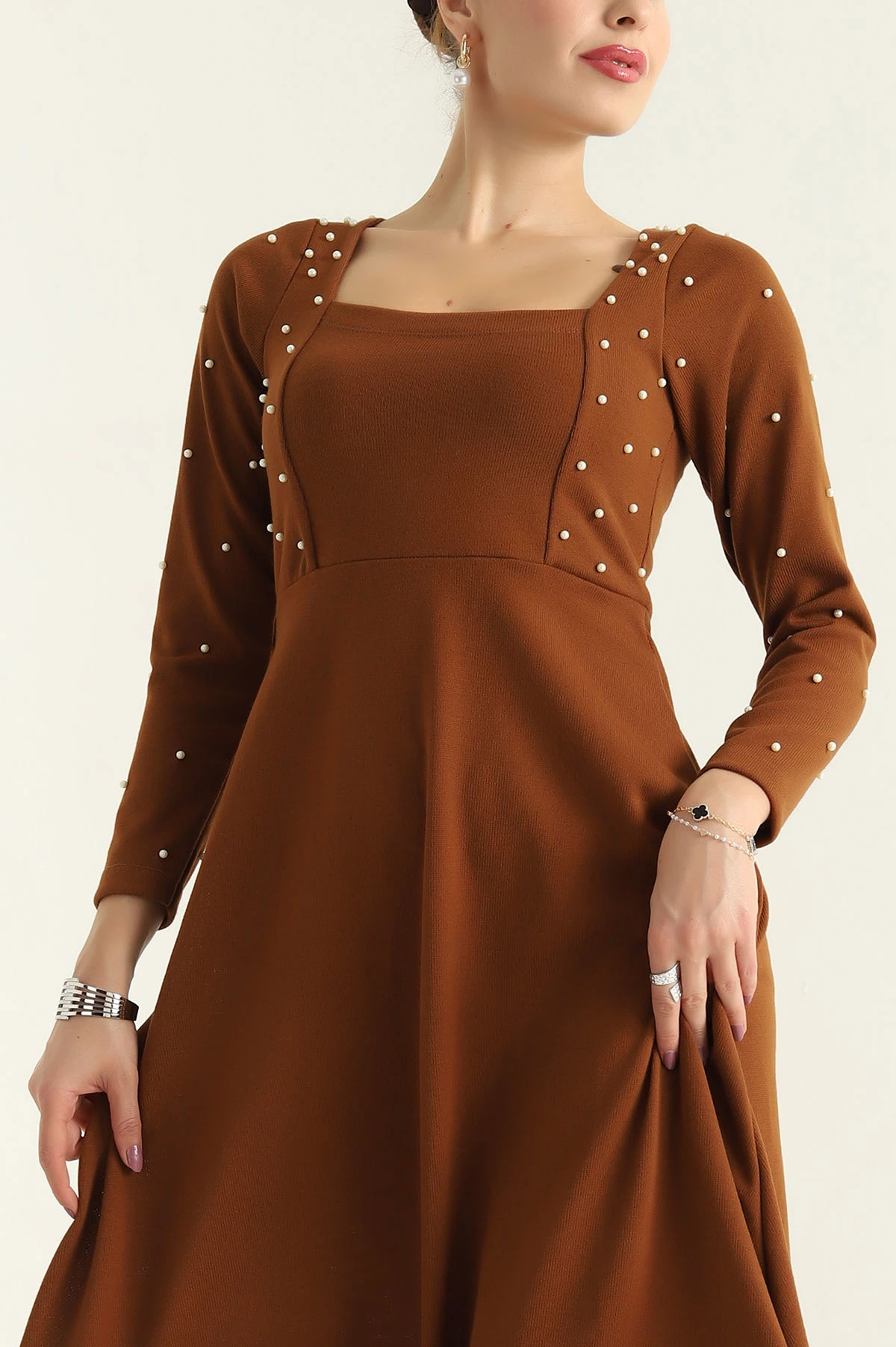 Taba Triko Kare Yaka İncili Kloş Elbise 307475