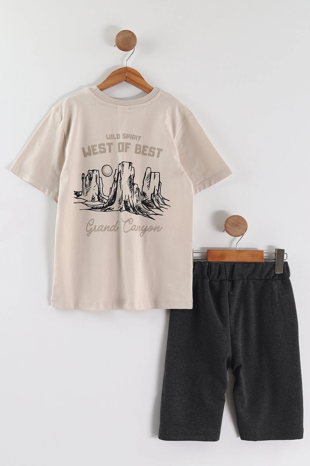 Taş (6-14 Yaş) Wild West Baskılı Alt Çimalı Şortlu Erkek Çocuk Yazlık Takım 456445