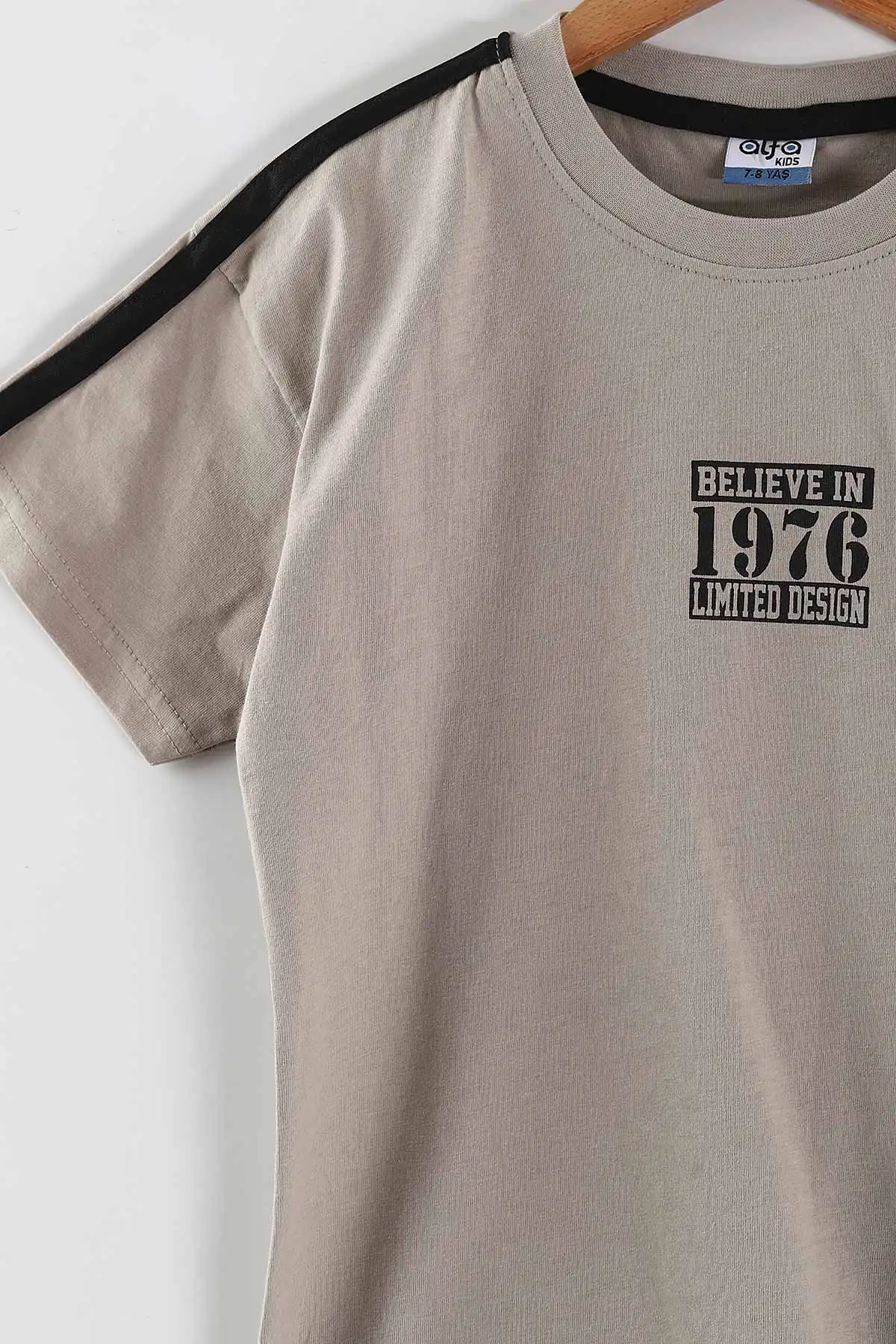 Taş (7-14 Yaş) Belive 1976 Baskılı   Şerit Çizgili Şortlu Süprem Erkek Çocuk Yazlık Takım 446323