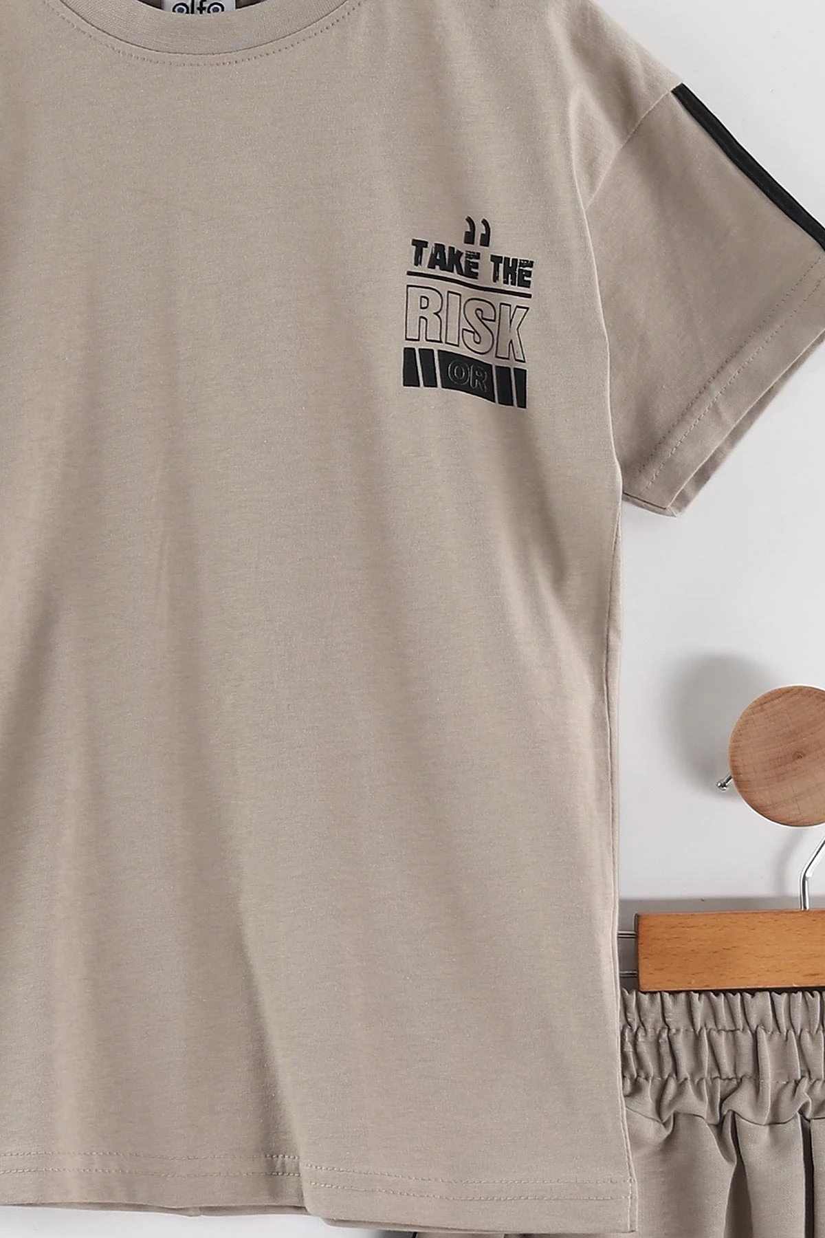 Taş (7-14 Yaş) The Risk Baskılı Şerit Çizgili Süprem Erkek Çocuk Yazlık Takım 446297