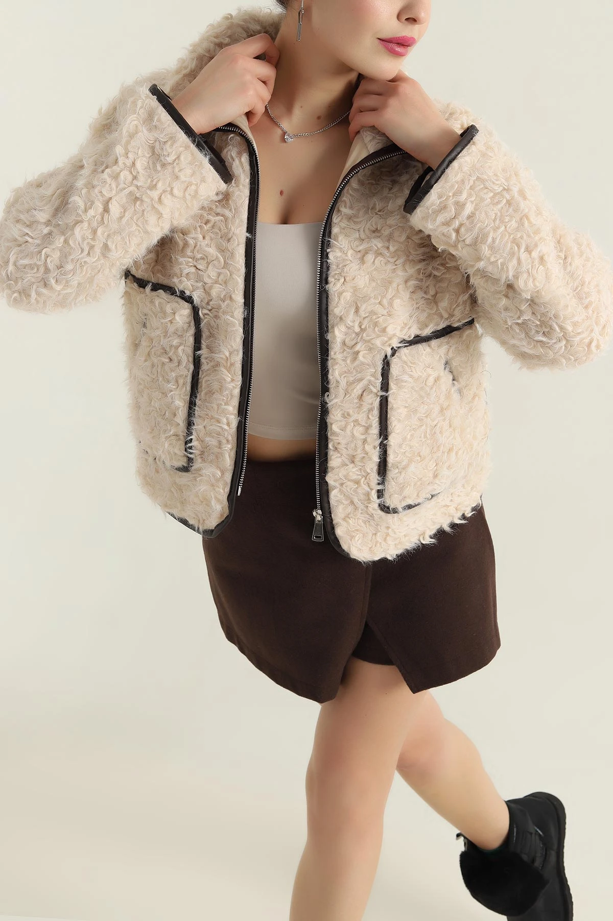 Taş Astarlı Cepli Kıvırcık Kadın Mont 417408