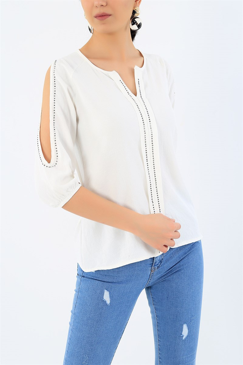 Taş İşlemeli Krem Likralı Bluz 32916