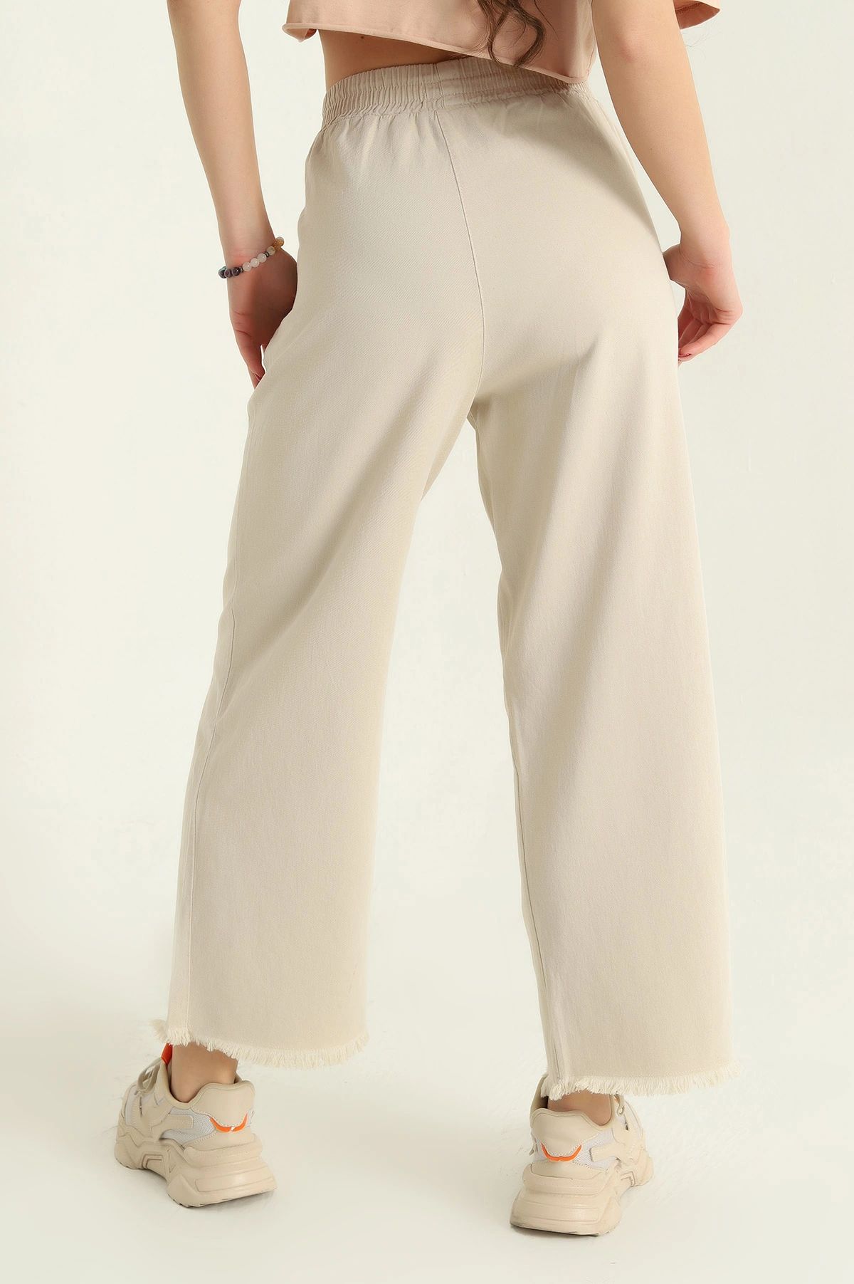 Taş Lazer Kesim Bel Lastikli Bayan Gabardin Pantolon 332718