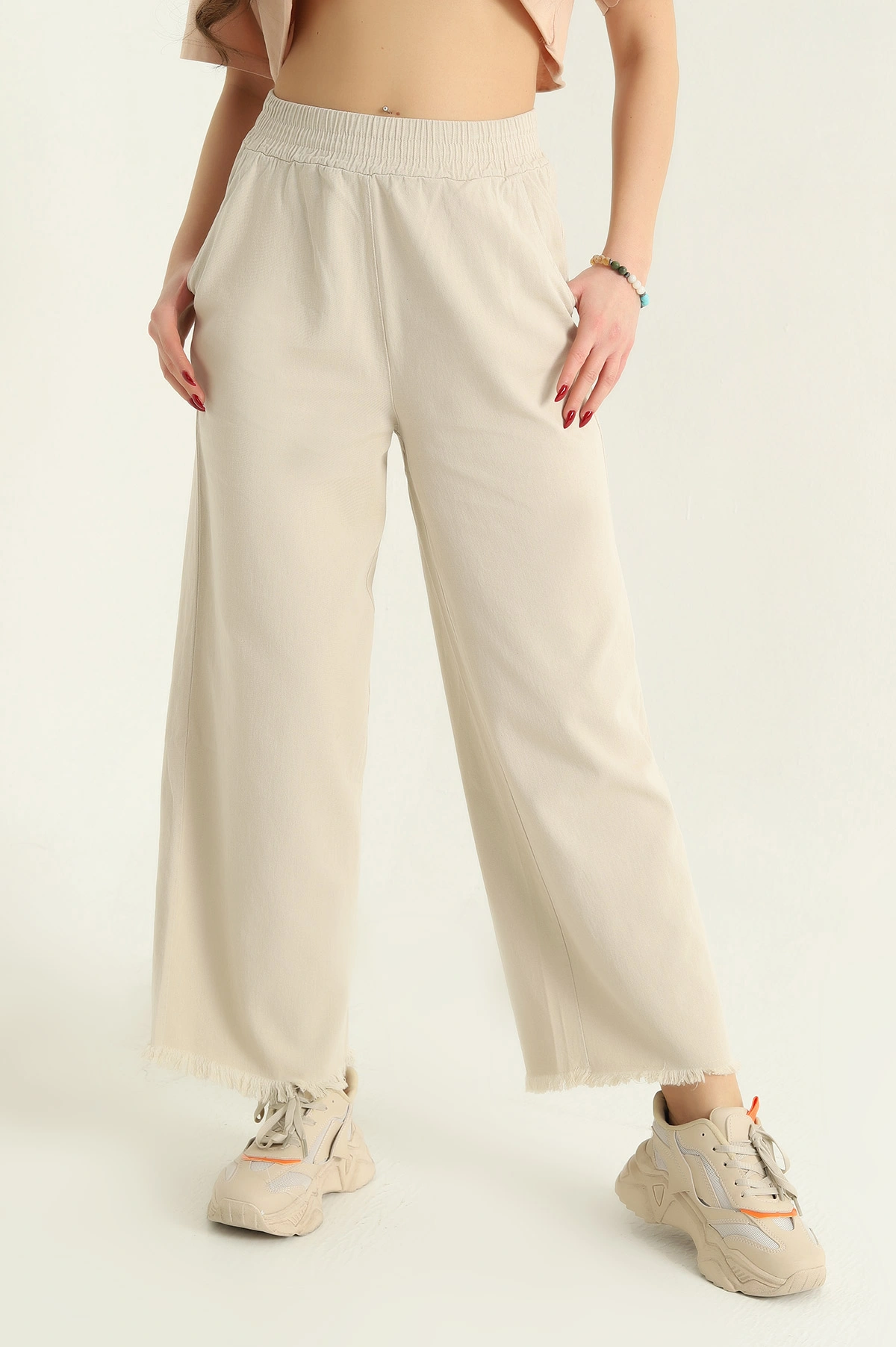 Taş Lazer Kesim Bel Lastikli Bayan Gabardin Pantolon 332718