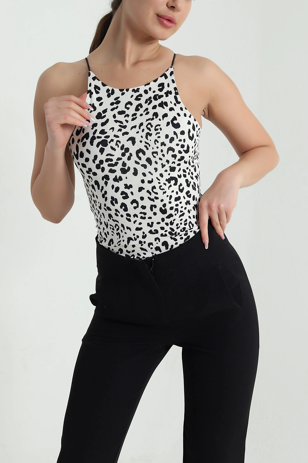 Taş Leopar Desenli Sandy Kadın Bluz 461977
