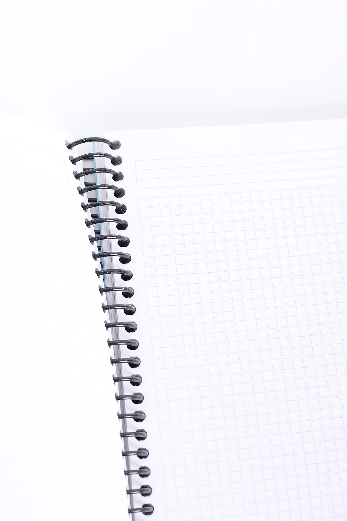 Tokaç Bölmeli Defter 150 Yaprak 3+3 Spiralli Ayraçlı 391945