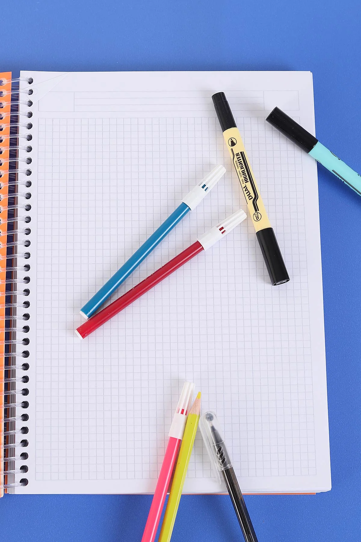 Tokaç Bölmeli Defter 175 Yaprak 4+3 Spiralli Ayraçlı 285674