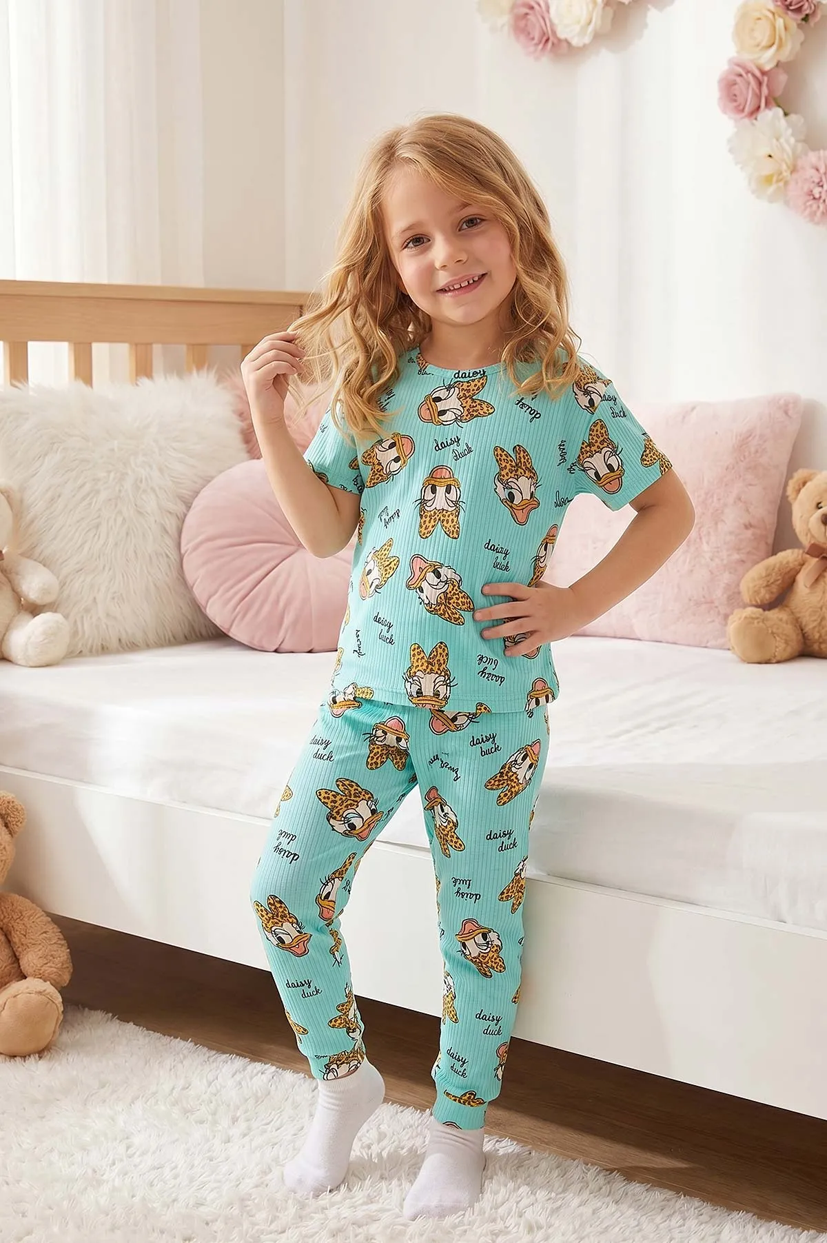 Turkuaz (4-8 Yaş)Karakter Desenli Fitilli Kız Çocuk Pijama Takımı 461487