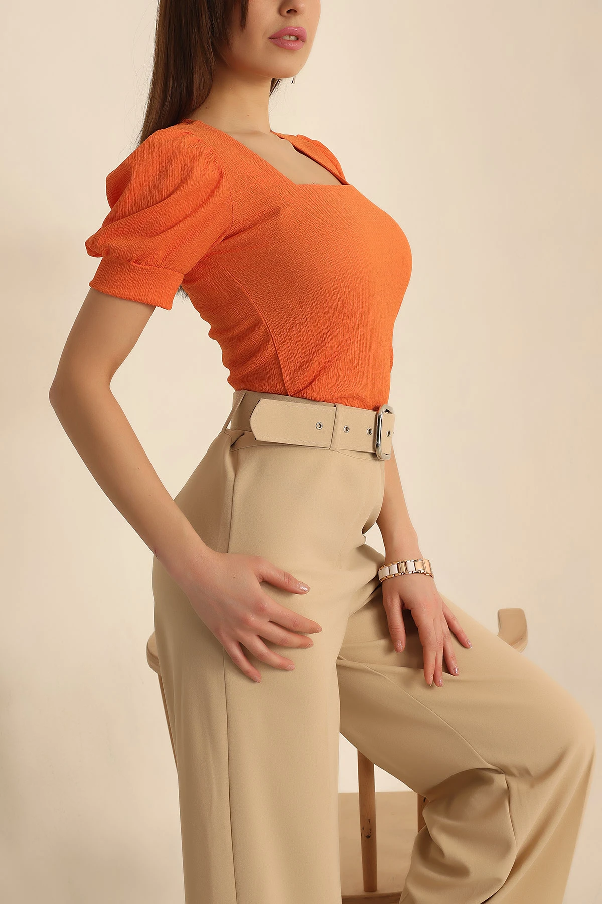 Turuncu Kare Yaka Krinkıl Bluz 245643