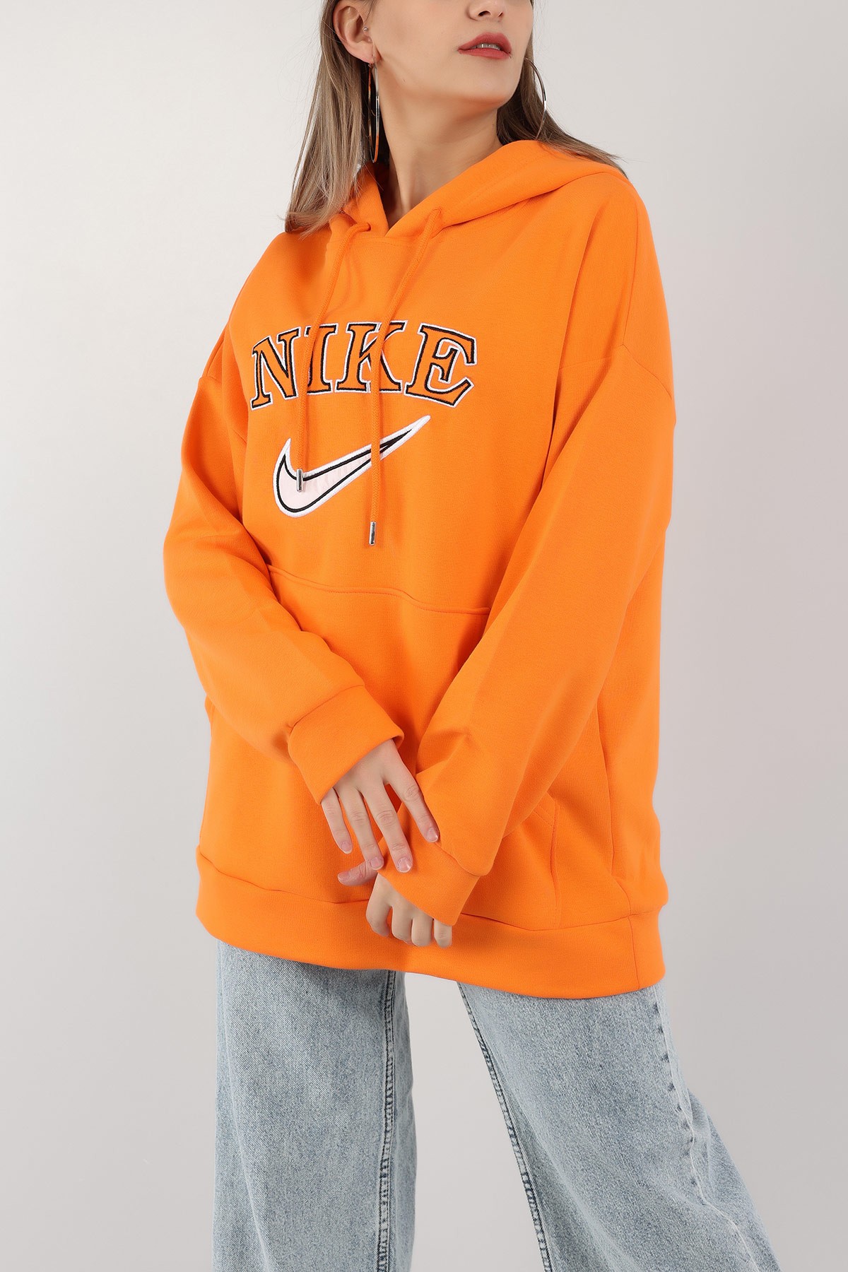 Turuncu Şardonlu Nakışlı Sweat 150299