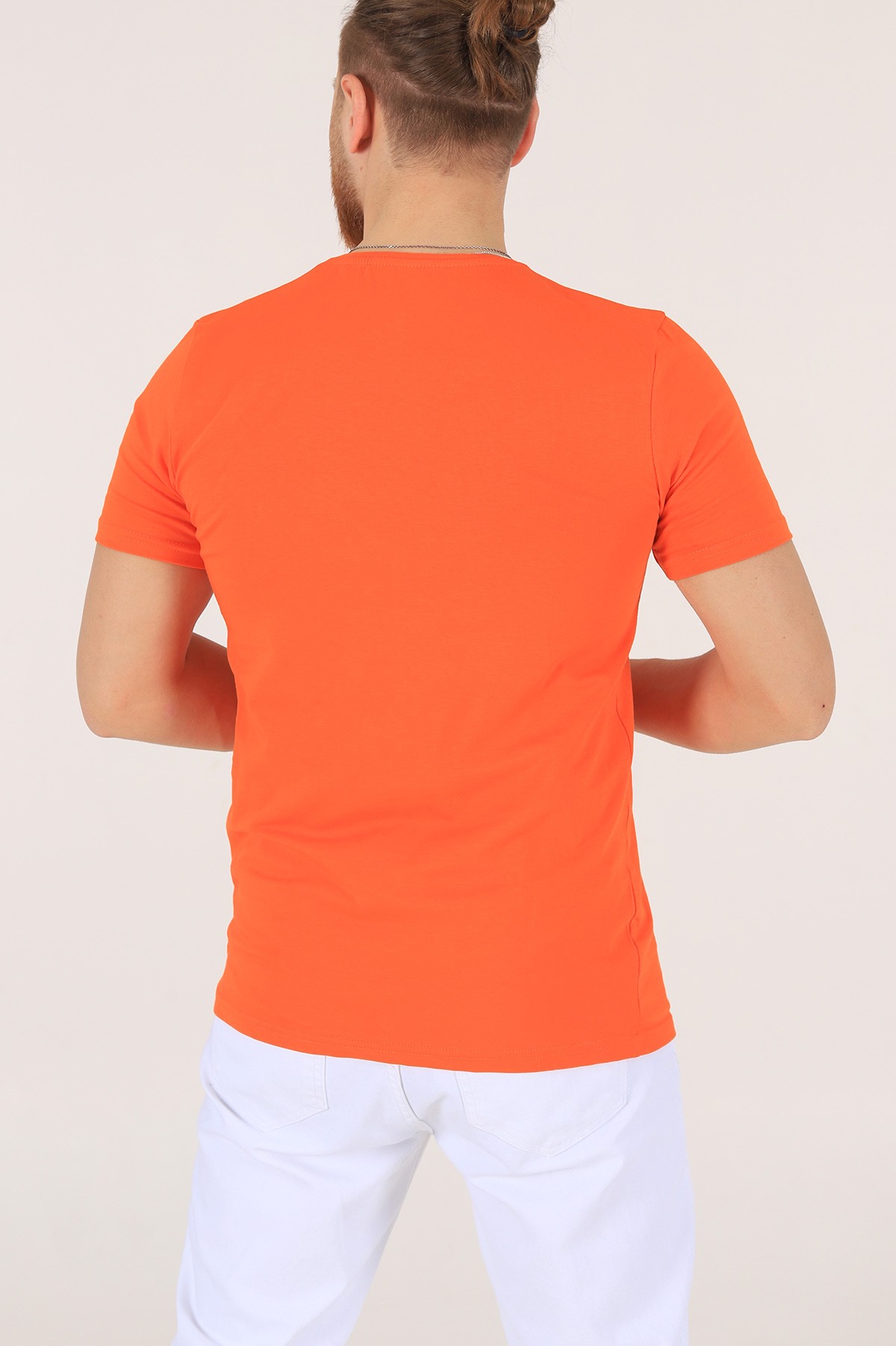 Turuncu V Yaka Basic Erkek Tişört 172980