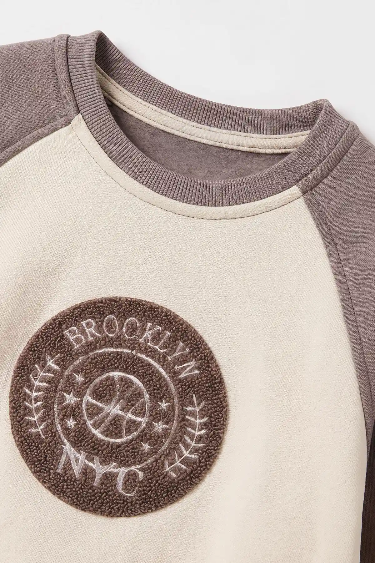 Vizon Ekru (5-12 Yaş) Süzene Brooklyn Nakışlı Garnili 3 İp Şardonlu Erkek Çocuk Kışlık Takım 478789