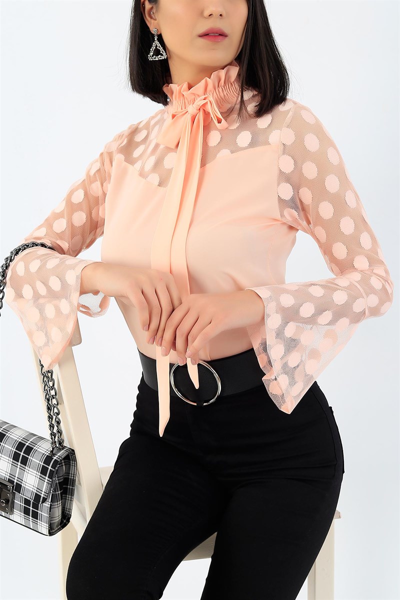 Yakası Gipeli Fularlı Pudra Bluz 27488B