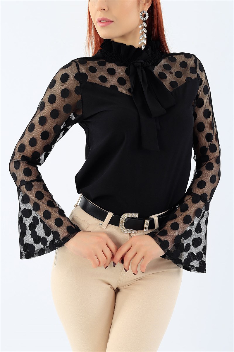Yakası Gipeli Fularlı Siyah Bluz 27485B
