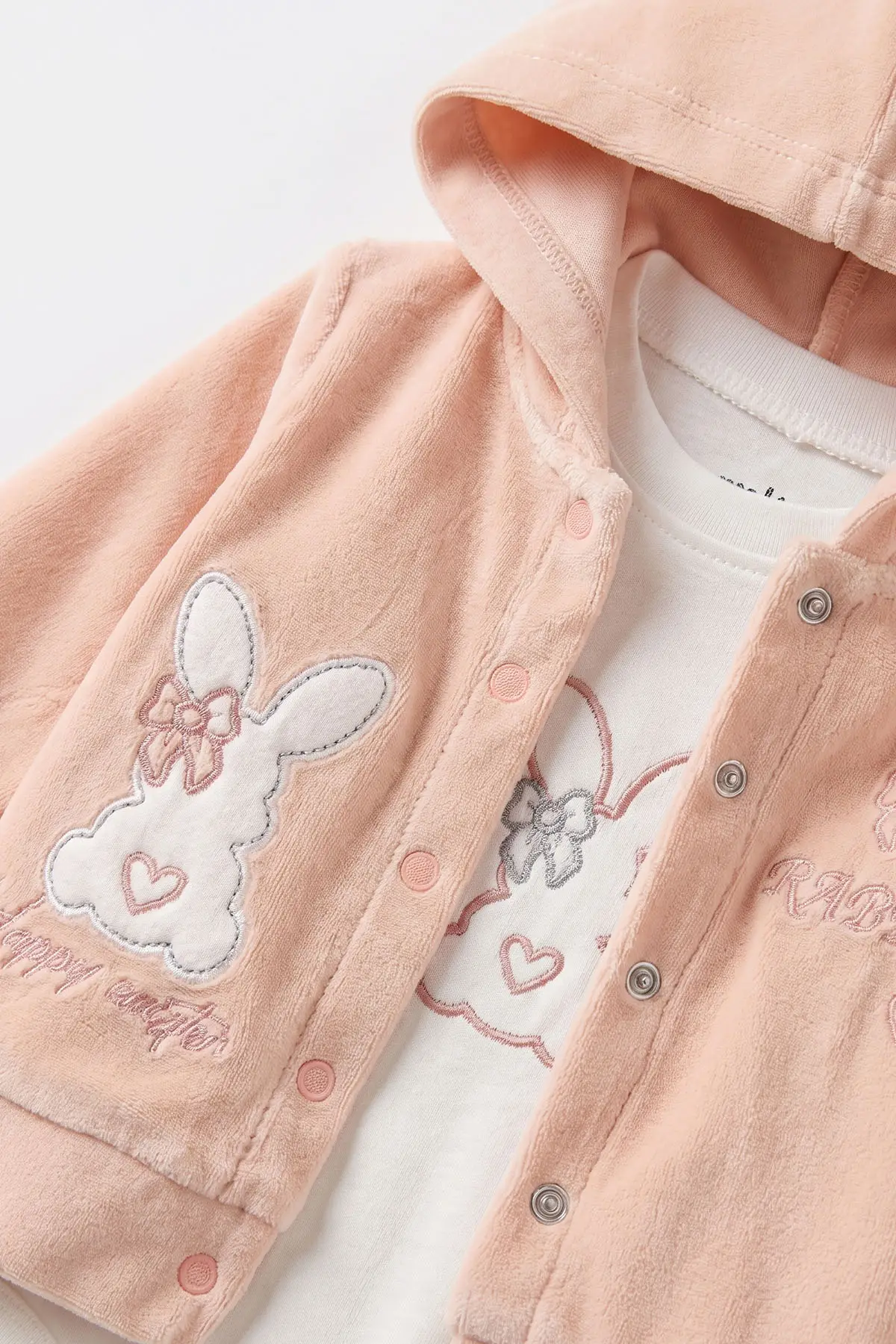 Yavruağzı (3-18 Ay) Kapüşonlu Rabbit Nakışlı Hırkalı Çıtçıtlı Zıbınlı Kadife Kız Bebek 3'lü Takım 487525