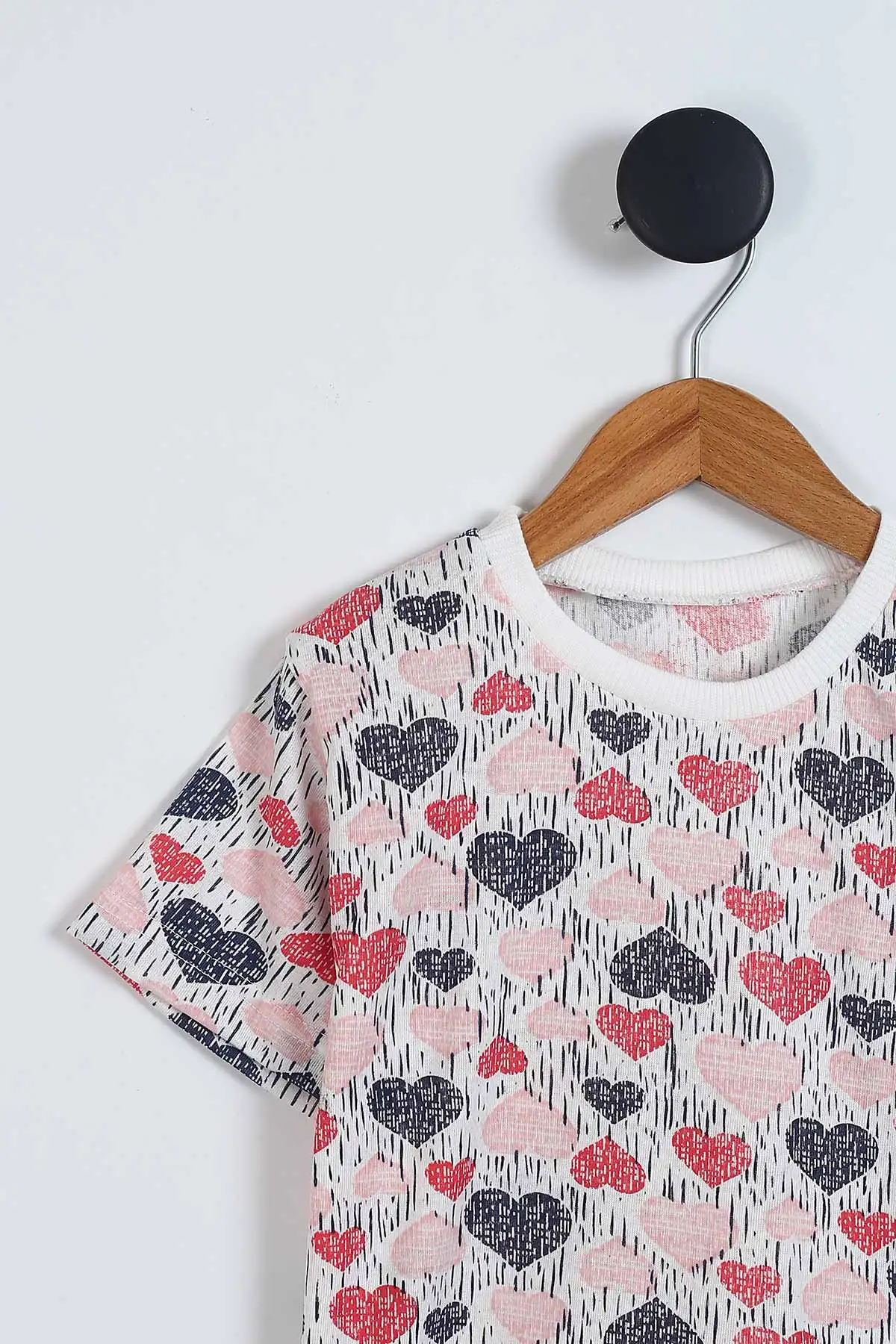 Yavruağzı (4-12 Yaş) Kalp Desenli Kısa Kol ve Şortlu Yazlık Kız Çocuk Pijama Takım 341042