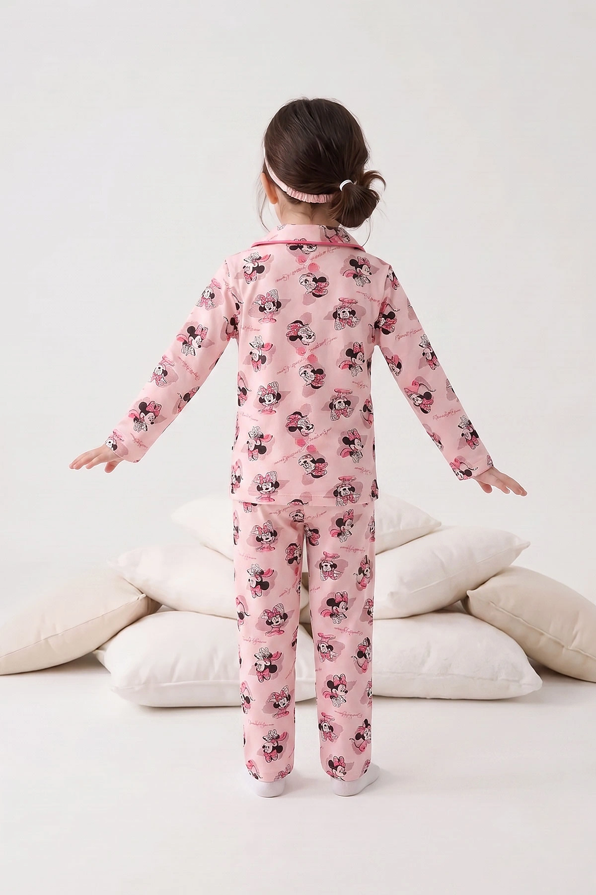 Yavruağzı (4-12 Yaş)Karakter  Desenli   Uzun Kol  Ön Düğmeli Göz Bandı Detaylı Kız Çocuk Pijama Takım 473661