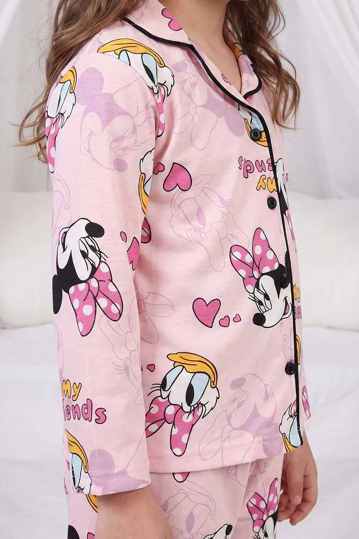 Yavruağzı (4-12 Yaş)Karakter  Desenli   Uzun Kol  Ön Düğmeli Göz Bandı Detaylı Kız Çocuk Pijama Takım 473668