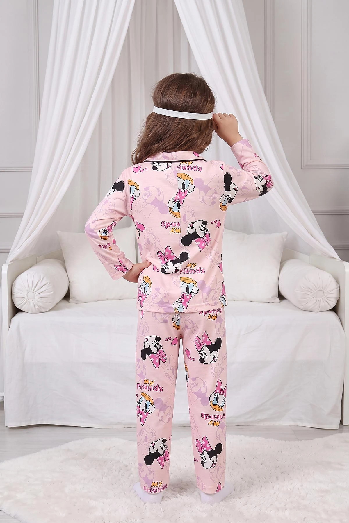 Yavruağzı (4-12 Yaş)Karakter  Desenli   Uzun Kol  Ön Düğmeli Göz Bandı Detaylı Kız Çocuk Pijama Takım 473668