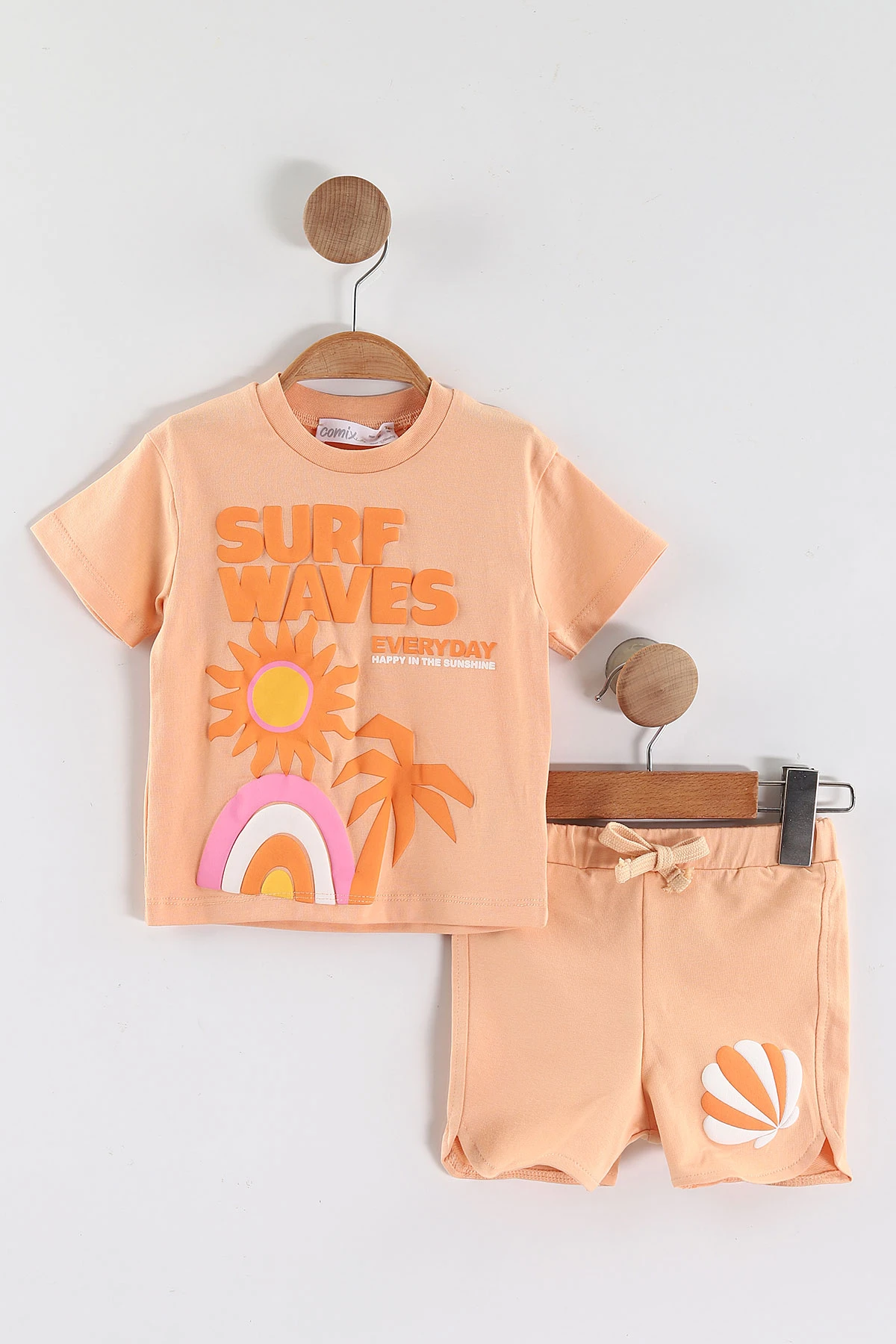 Yavruağzı (6-24 Ay)  Surf Waves Kabartma Baskılı Tişörtlü  Şortlu Kız Bebek Yazlık Takım 440299