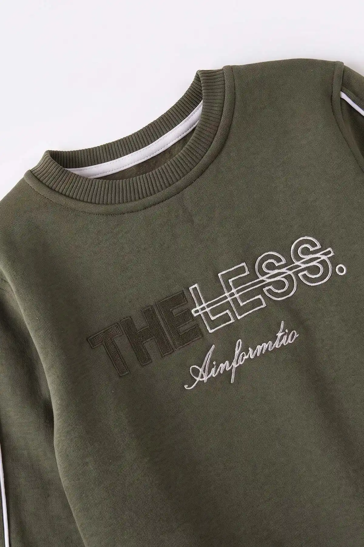 Yeşil (2-7 Yaş) Theless Nakışlı  İçi Şardonlu Erkek  Çocuk Sweatshirt 483294