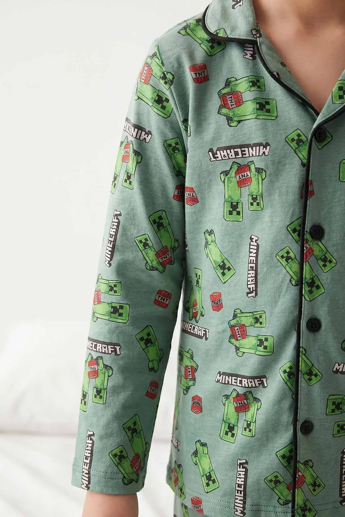 Yeşil (4-12 Yaş)Karakter  Desenli   Uzun Kol  Ön Düğmeli  Erkek  Çocuk Pijama Takım 473671