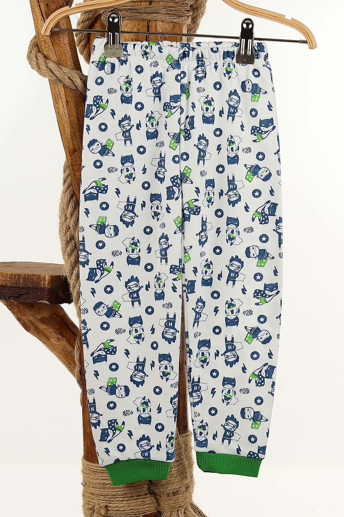 Yeşil (4-6 Yaş) Ekru Kahraman Baskılı Erkek Çocuk Pijama Takım 145162