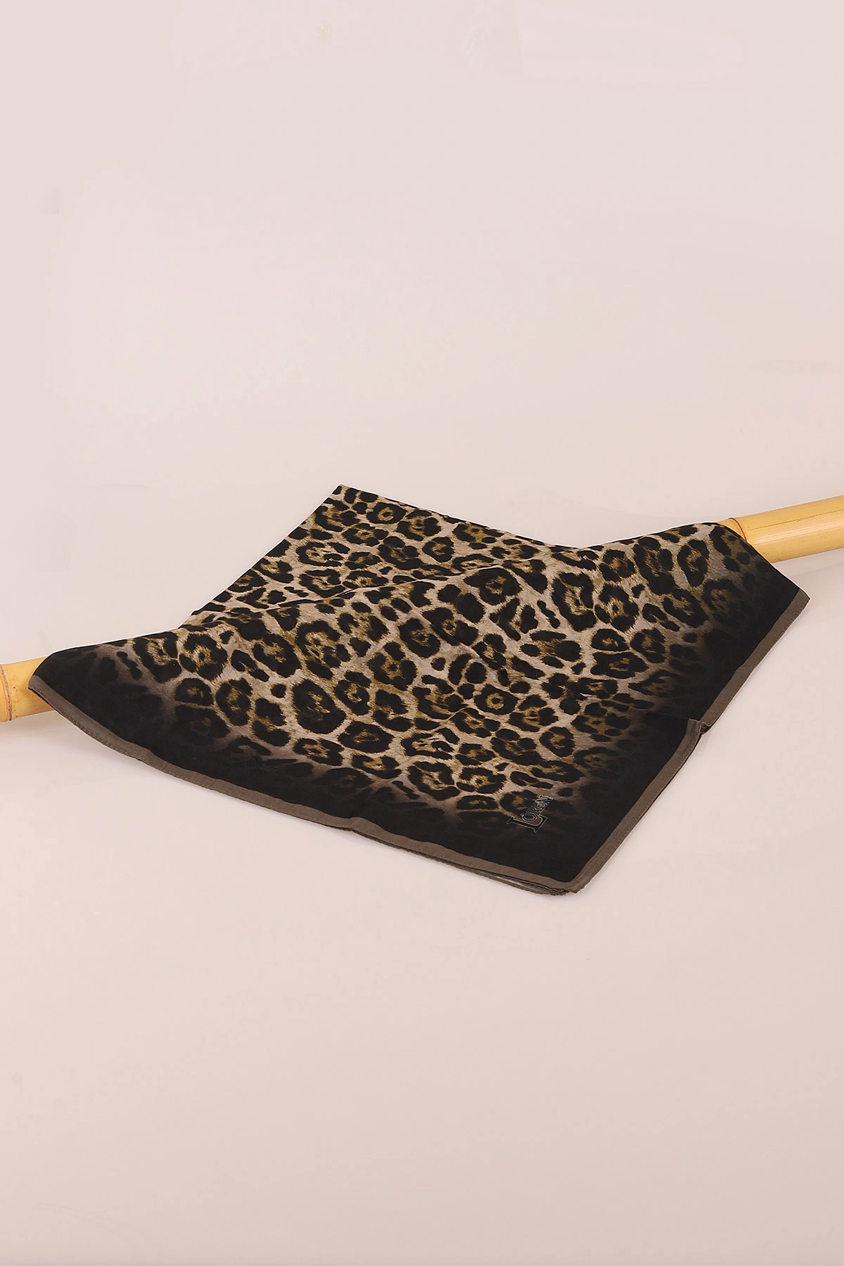 Yeşil 90x90 Cm Dijital Baskı Leopar Desenli Pamuk Eşarp 418931