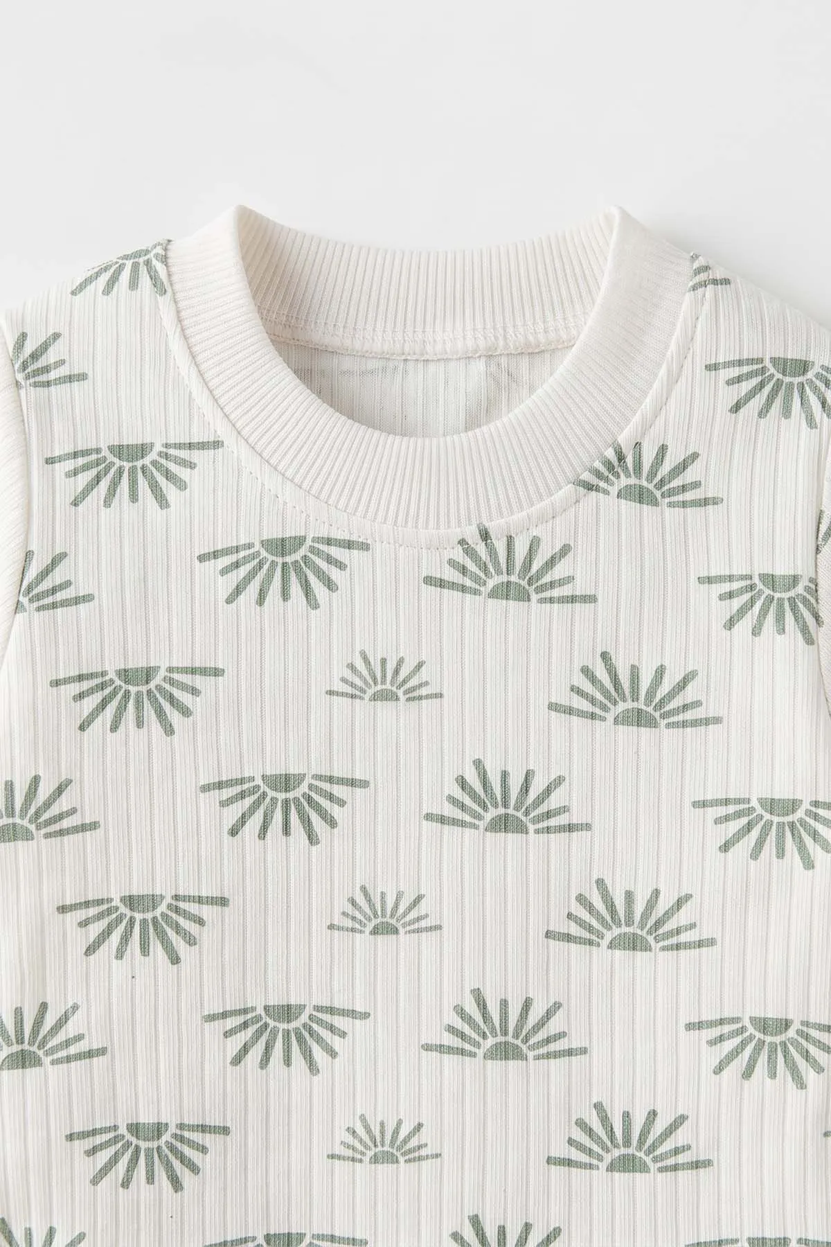 Yeşil Beyaz   (1-3 Yaş) Güneş Desen Raporlu Çocuk Pijama Takım 477348