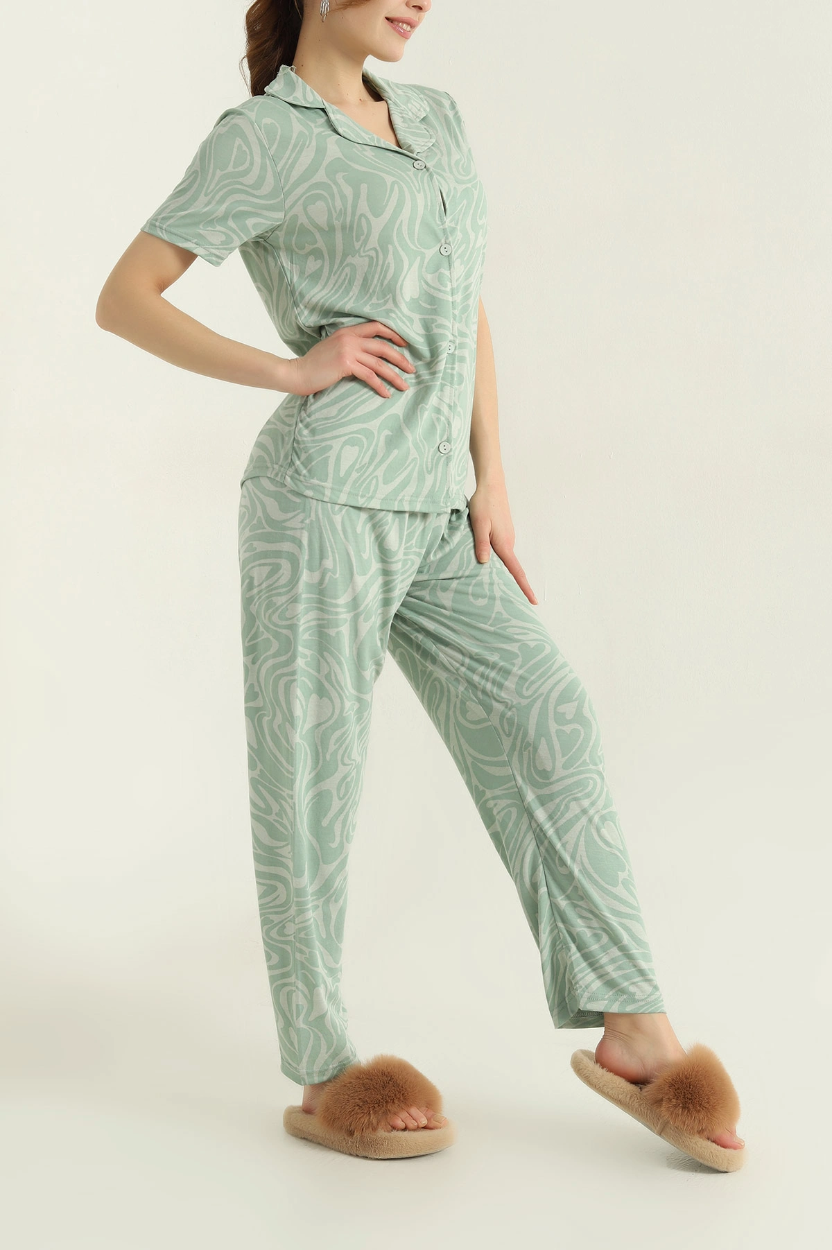Yeşil Düğmeli Viskon Kadın Pijama Takımı 347355
